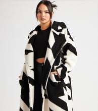 Load image into Gallery viewer, BORG DOGTOOTH COAT