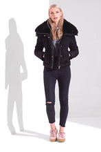 Load image into Gallery viewer, Miley Black Padded Fur Collar Jacket